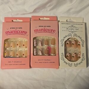 3 Manicure Press On Nails Set - Pink, White, Tan